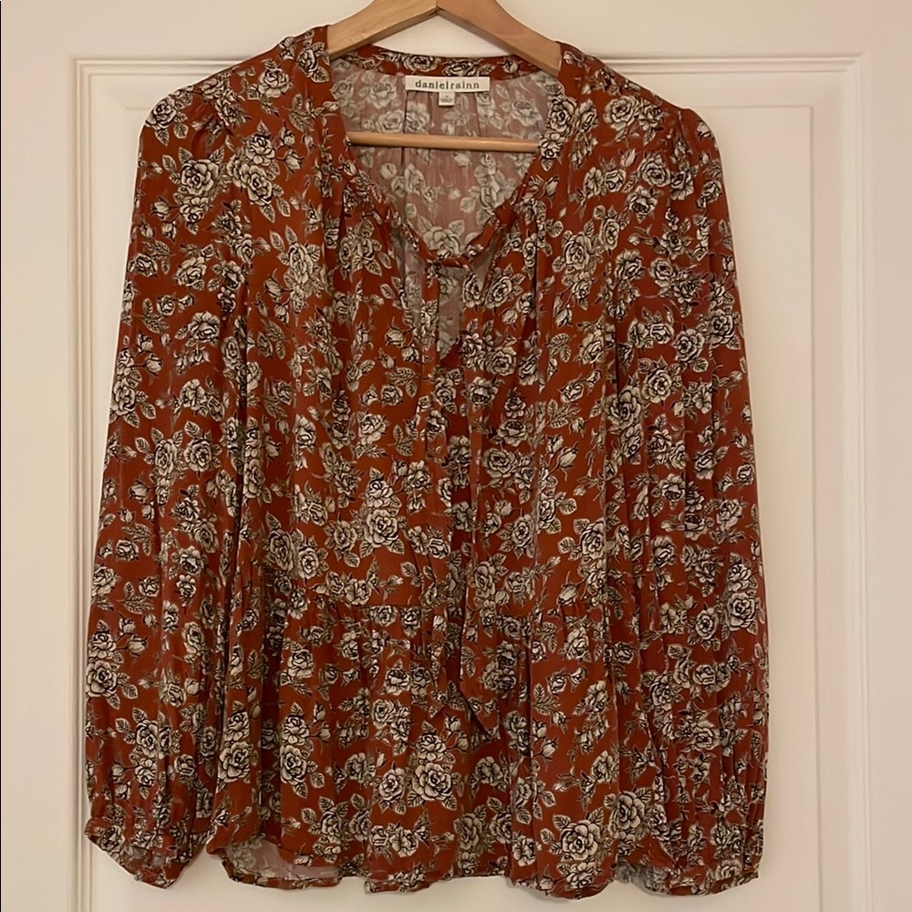 Daniel Rainn Floral Print Rust Peplum Blouse with Tie Front Detail, Size Small